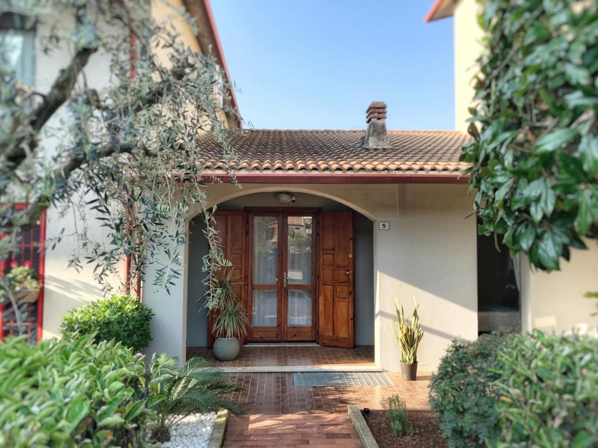 Appartamento Casa Emilia Sirmione Exterior photo